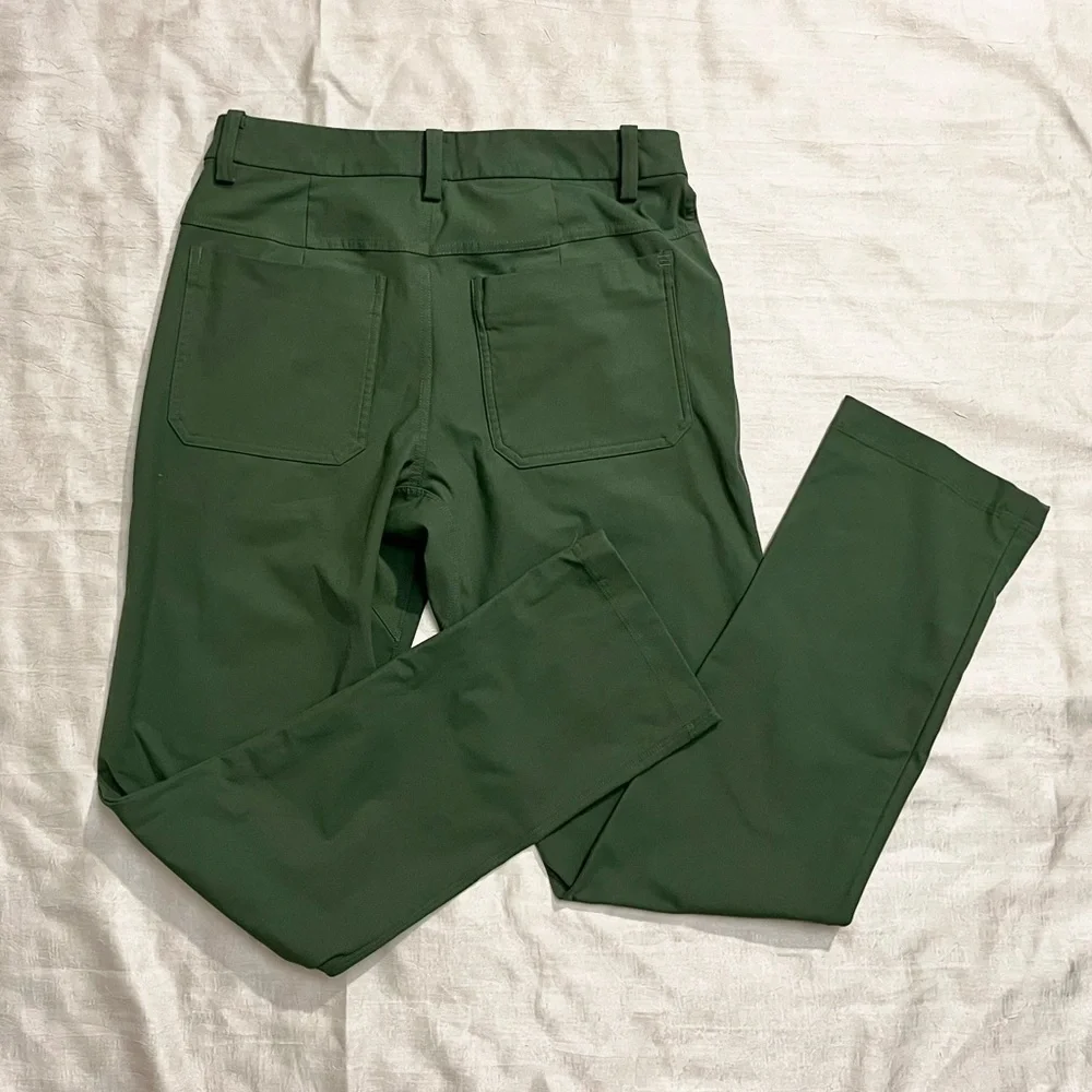 Lululemon Men’s Green Twill ABC Warpstreme Pant